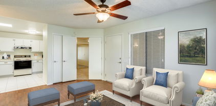 14300 W Bell Road Unit 35, Surprise