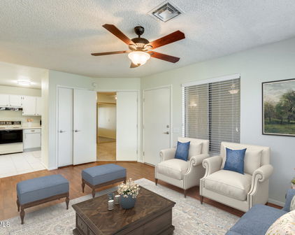 14300 W Bell Road Unit 35, Surprise