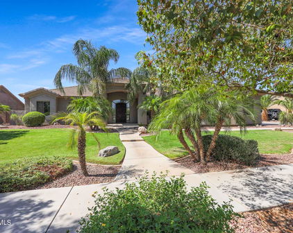 19924 E Julius Road, Queen Creek