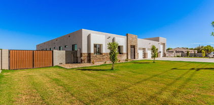 6521 N Citrus Road, Waddell