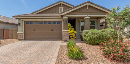686 N 152nd Drive, Goodyear