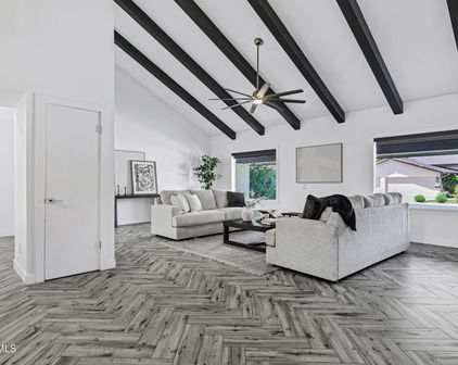 1323 E Whalers Way, Tempe