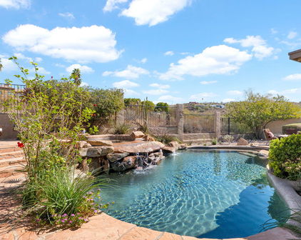 1302 E Voltaire Avenue, Phoenix
