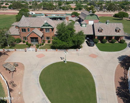 2025 S Val Vista Drive, Gilbert