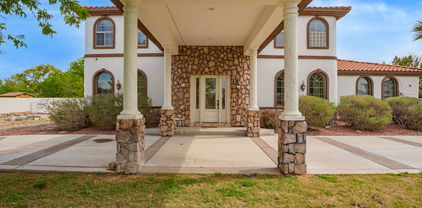 2808 W Latona Road, Laveen