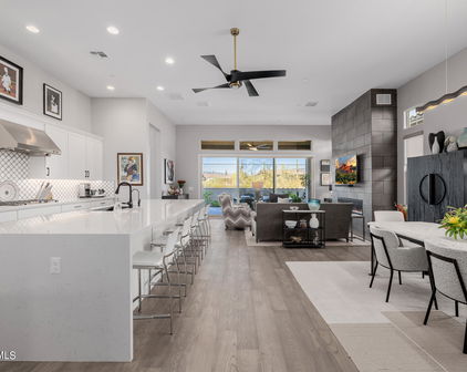 38500 N School House Road Unit 13, Cave Creek