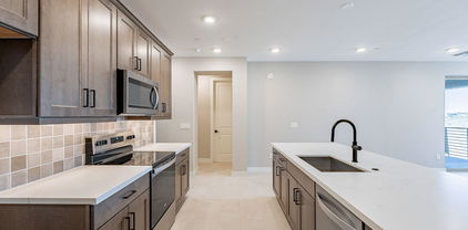2121 W Sonoran Desert Drive Unit 47, Phoenix