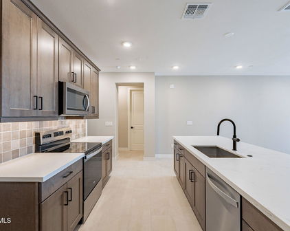 2121 W Sonoran Desert Drive Unit 47, Phoenix