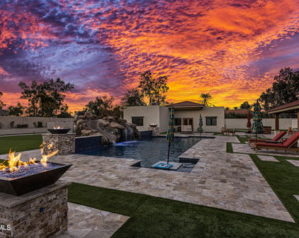 10552 N 51st Place, Paradise Valley