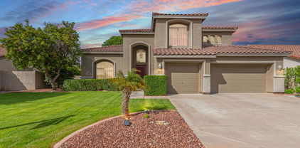 7162 W Lone Cactus Drive, Glendale