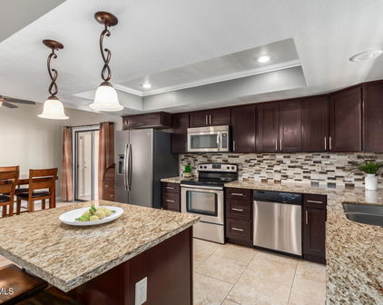 1448 Leisure World --, Mesa