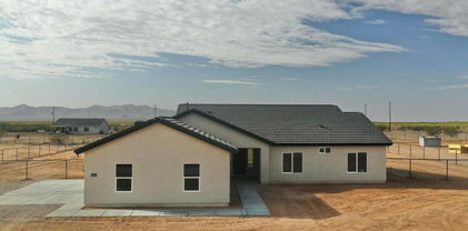 25720 W White Feather Lane, Wittmann