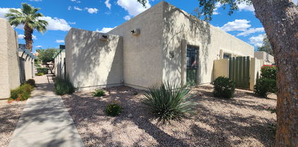520 S Evergreen Road, Tempe