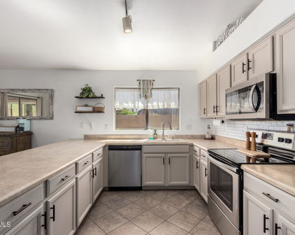 25738 W Gibson Lane, Buckeye