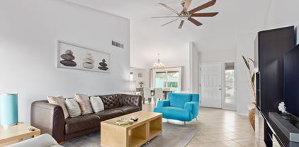 18042 N 45th Avenue, Glendale