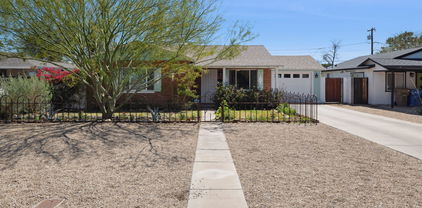 2921 E Cheery Lynn Road, Phoenix