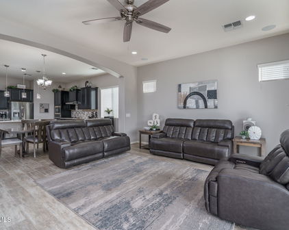 12158 S 184th Avenue, Goodyear