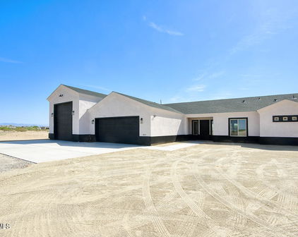24009 W Redbird Road W, Wittmann