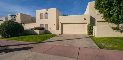 1015 N Villa Nueva Drive, Litchfield Park