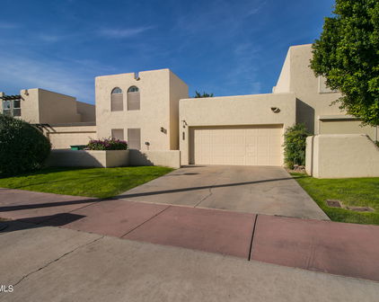 1015 N Villa Nueva Drive, Litchfield Park