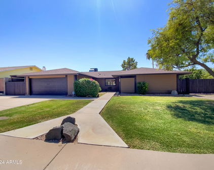 4415 W Crocus Drive, Glendale