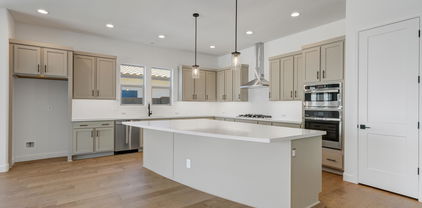 21392 W Hillcrest Boulevard, Buckeye