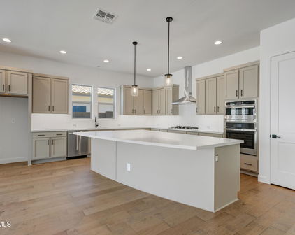21392 W Hillcrest Boulevard, Buckeye