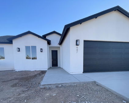 947 N Warner Drive, Apache Junction