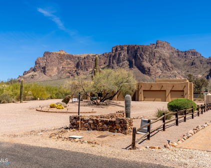 1547 N Val Vista Road, Apache Junction