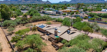 10229 N 64th Street, Paradise Valley