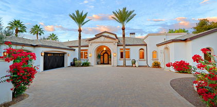 9116 N Foothills Manor Drive, Paradise Valley