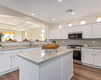 15981 W Cambridge Avenue, Goodyear