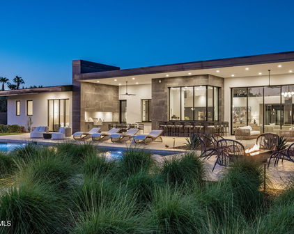 6200 N Mockingbird Lane, Paradise Valley