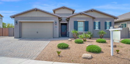 1167 E Knightsbridge Way, Gilbert