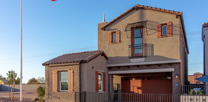 215 E Balsam Drive, Chandler