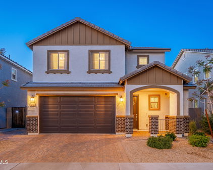 6046 W Hartford Court, Glendale