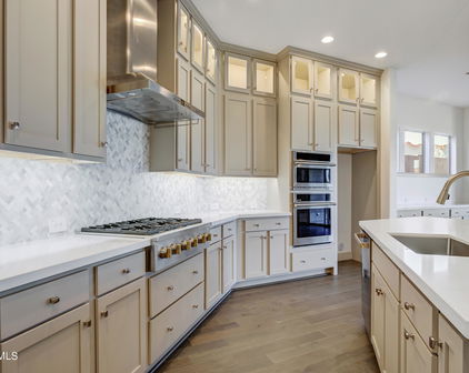 21362 W Minnezona Avenue, Buckeye