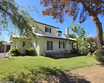8211 W Madison Street, Peoria