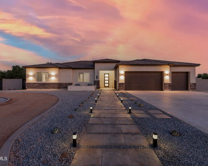2927 W Latona Road, Laveen