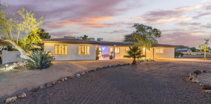 4729 W Soft Wind Drive, Glendale