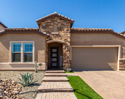 10124 W Cashman Drive, Peoria