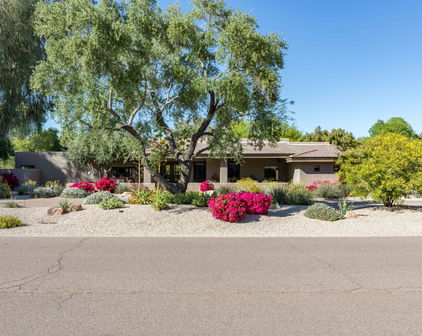 5746 E Caballo Drive, Paradise Valley