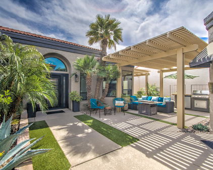 25405 S Cloverland Drive, Sun Lakes