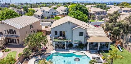 1836 W Aspen Avenue, Gilbert
