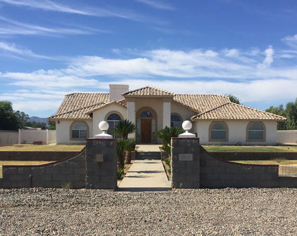 7430 N Cotton Lane, Waddell