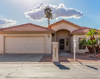 23706 S Desert Sands Drive, Sun Lakes