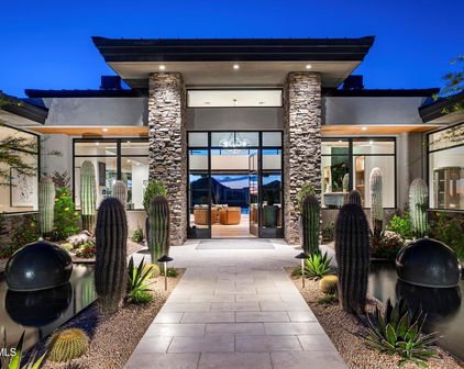 8328 E Whisper Rock Trail, Scottsdale