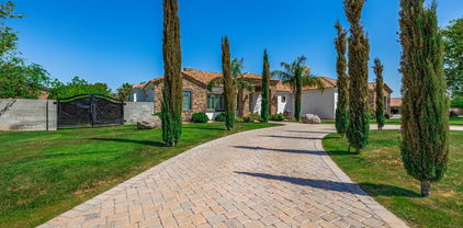 10304 W Thomas Road, Avondale