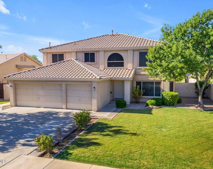 2610 E Catclaw Street, Gilbert