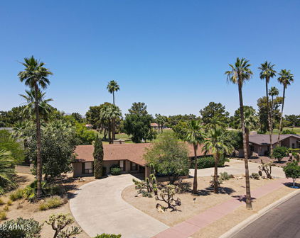 1106 N Villa Nueva Drive, Litchfield Park
